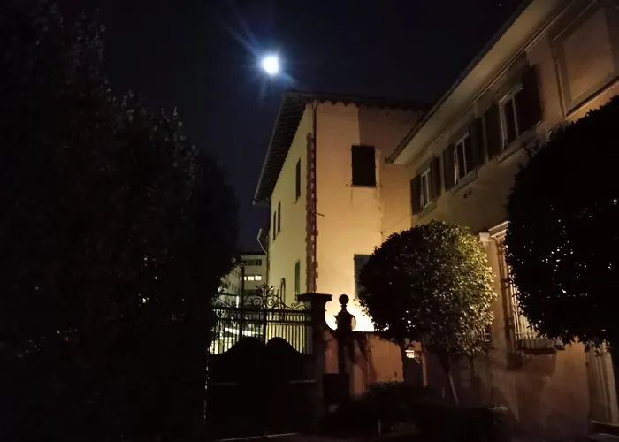 Luna In Storica, Garden And Parking, Lastrico Solare Esclusivo, Tramvia T1 Centro-careggi *